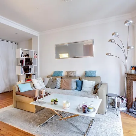 Luckey Homes - Rue Nelaton Apartman